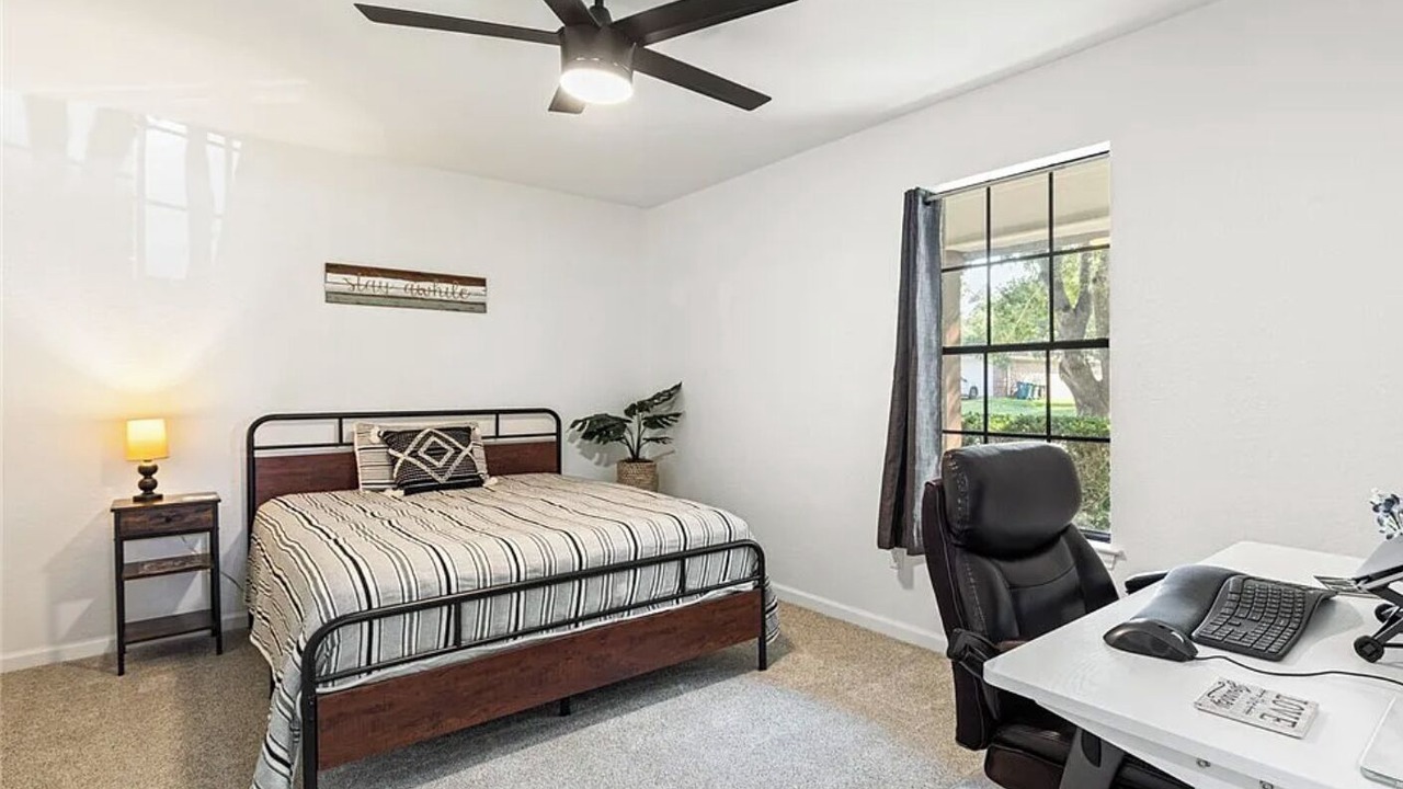 Photo of Bedroom in Hewitt