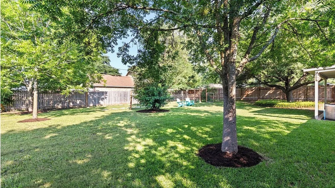 Photo of Outdoor in Hewitt