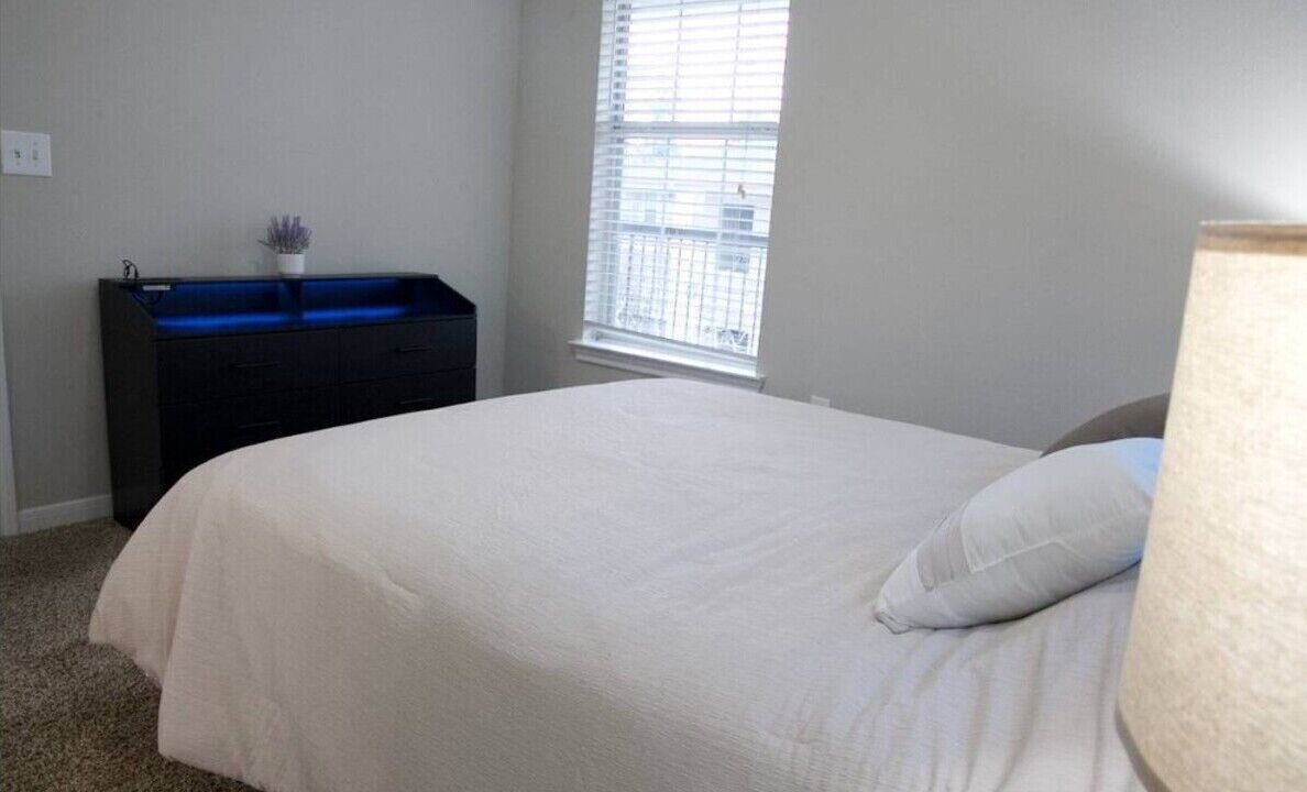 Photo of Bedroom in Alden Bridge