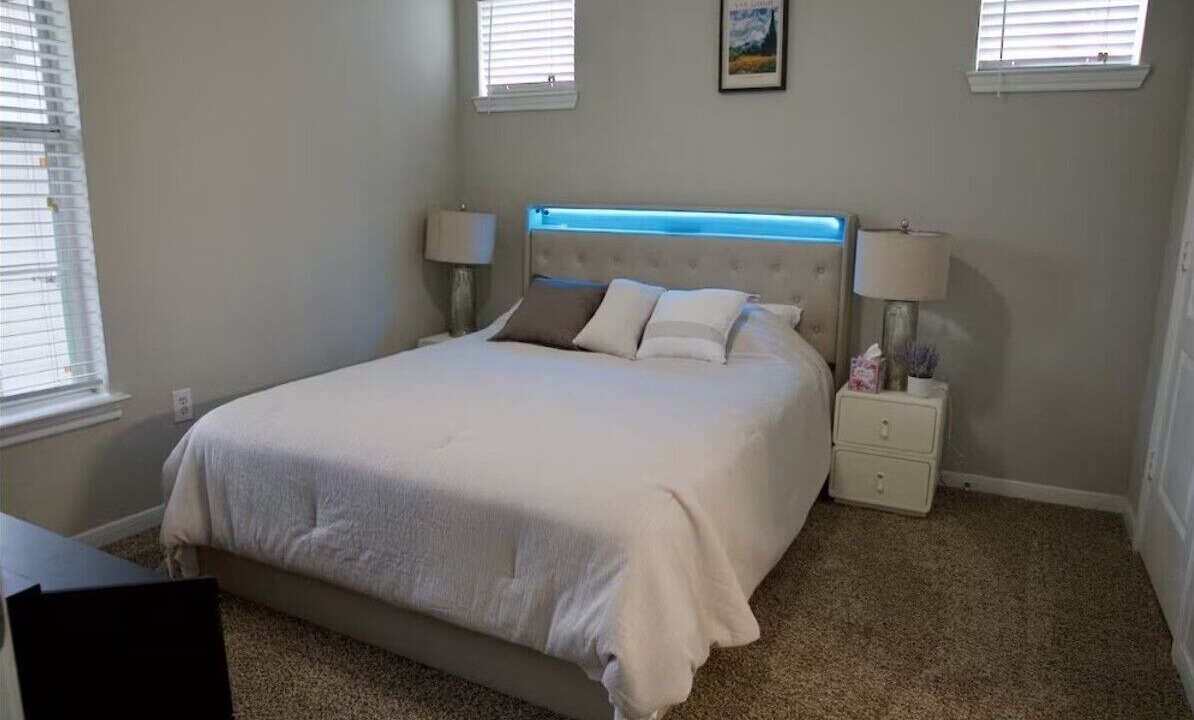 Photo of Bedroom in Alden Bridge