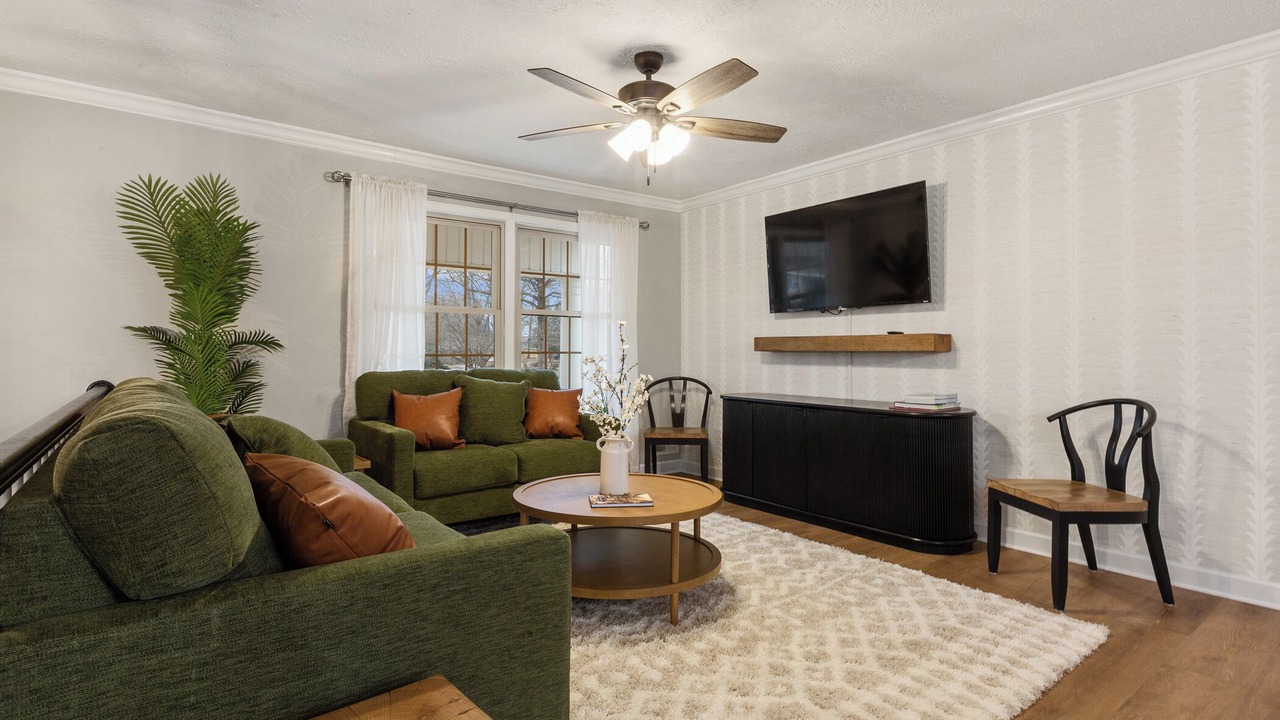 Photo of Livingroom in Jeffersonville