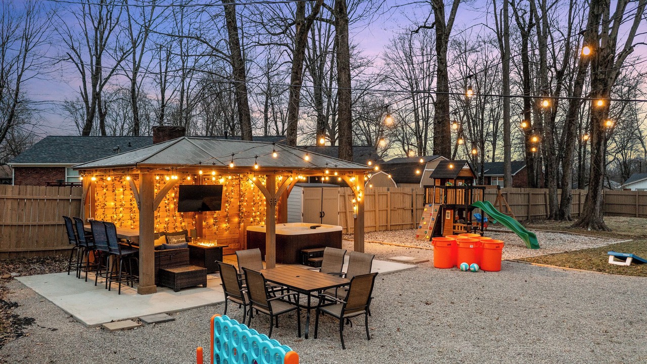 Photo of Outdoor in Jeffersonville