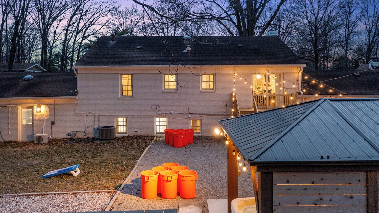 Photo of Outdoor in Jeffersonville