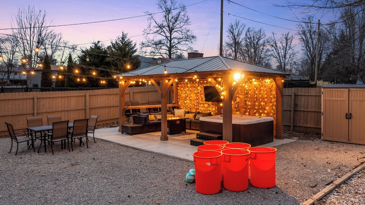 Photo of Outdoor in Jeffersonville