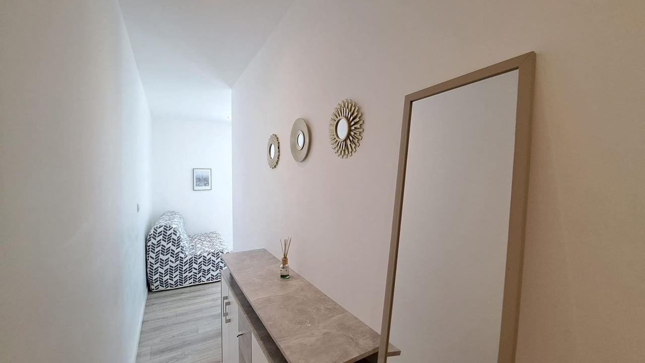 Photo of Others in Jamin