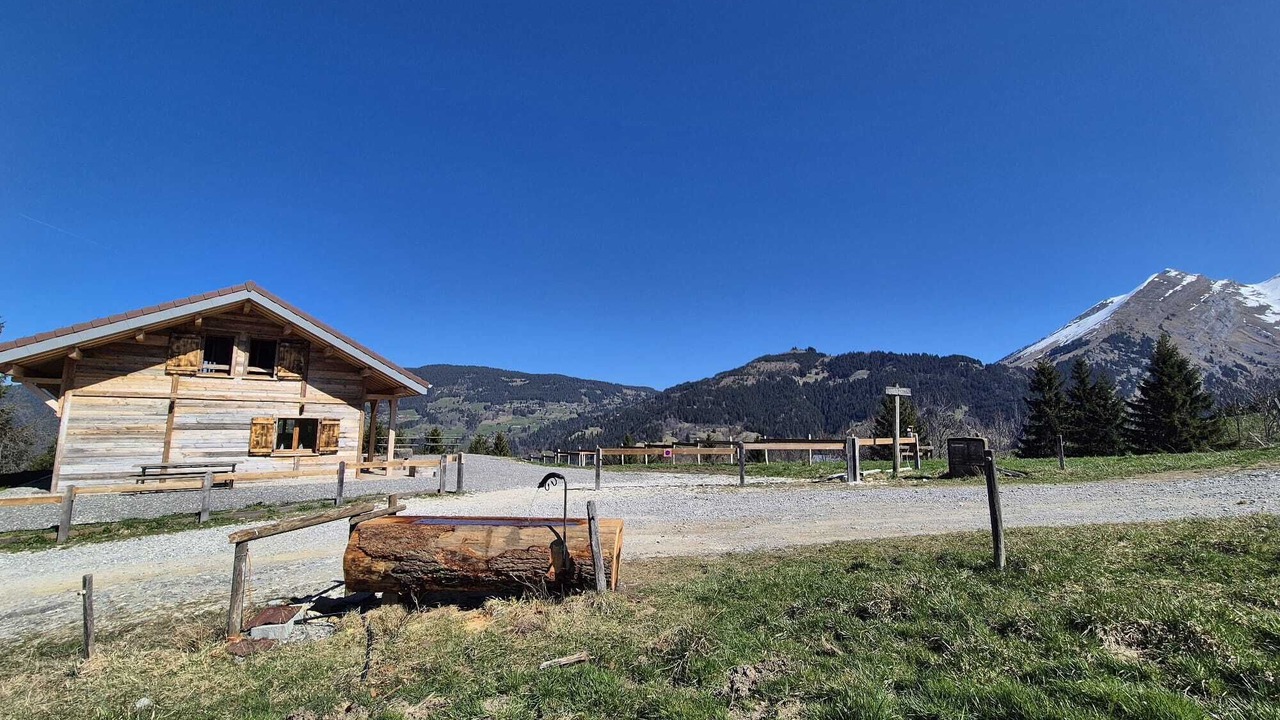 Photo of Others in Manigod