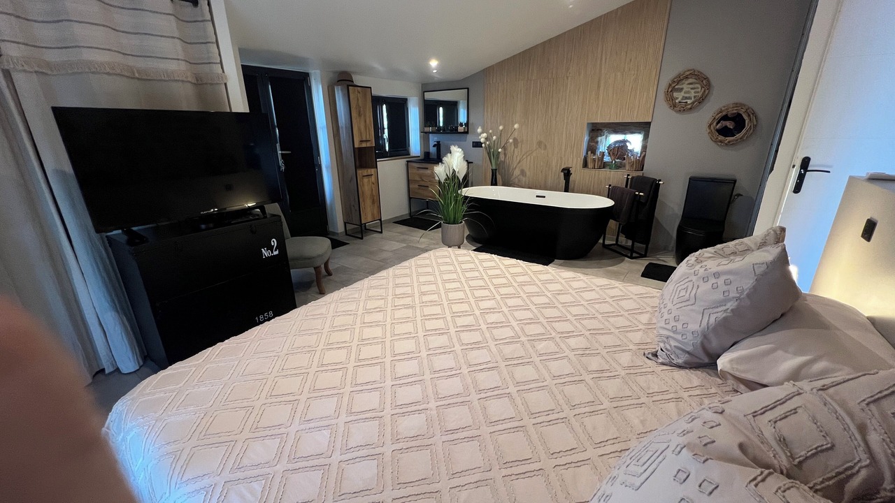 Photo of Bedroom in Morey