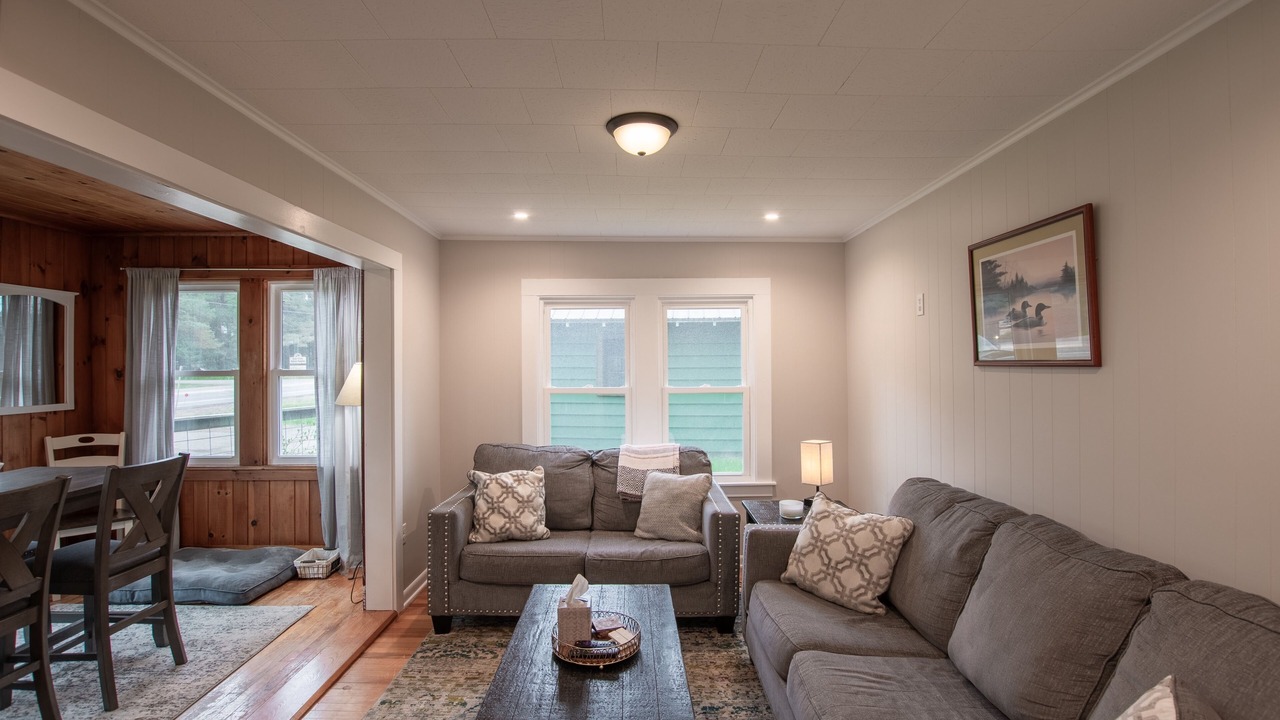 Photo of Livingroom in Ray Brook