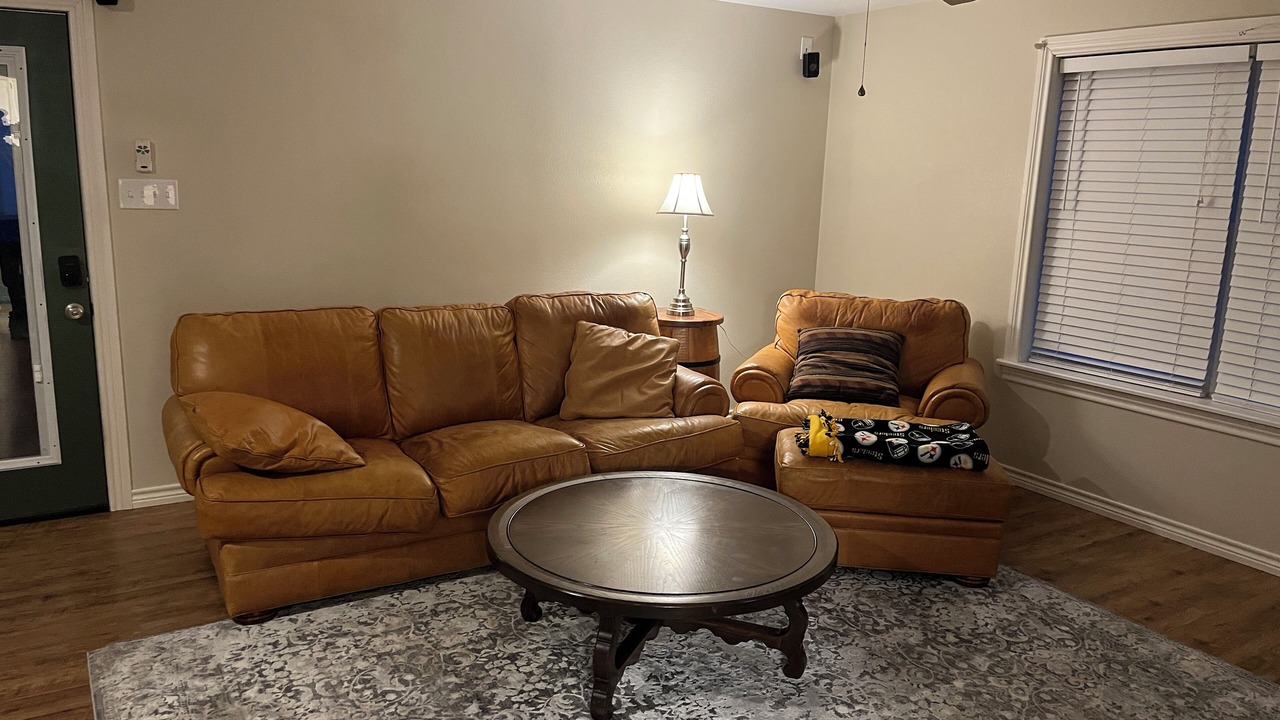 Photo of Livingroom in Mineola
