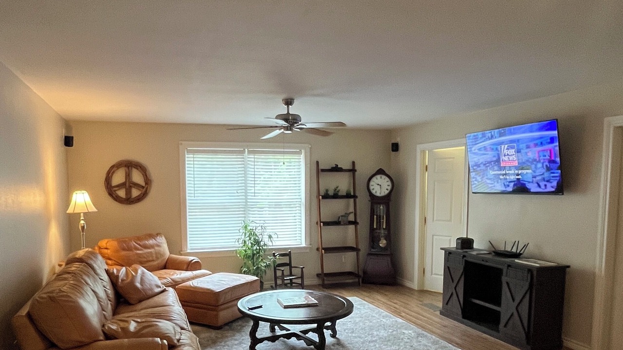 Photo of Livingroom in Mineola