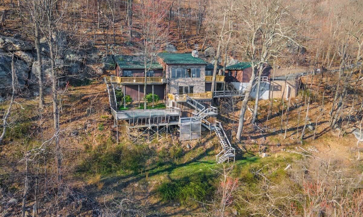 Photo of Outdoor in Enola