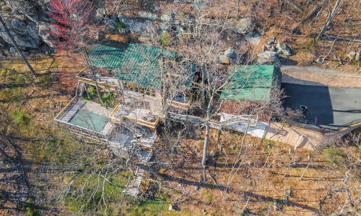 Photo of Outdoor in Enola