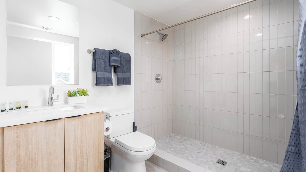Photo of Bathroom in Historic Filipinotown