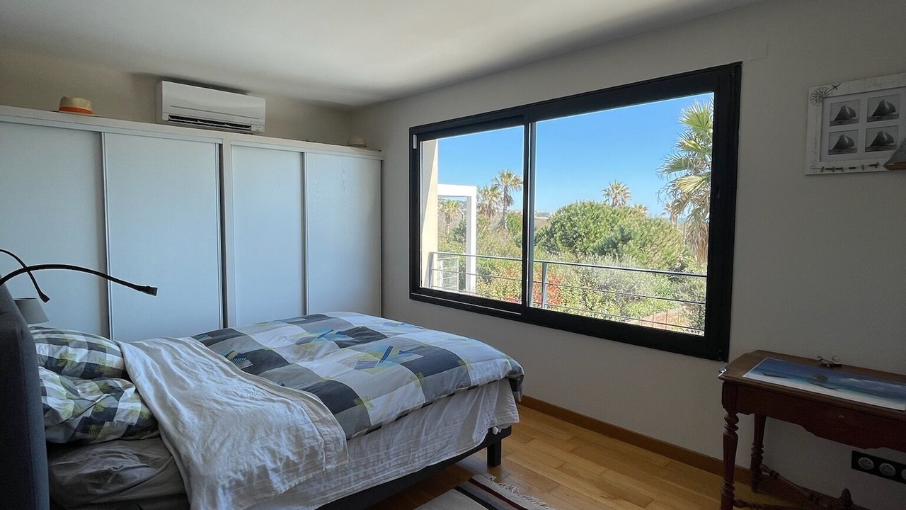 Photo of Bedroom in Sete