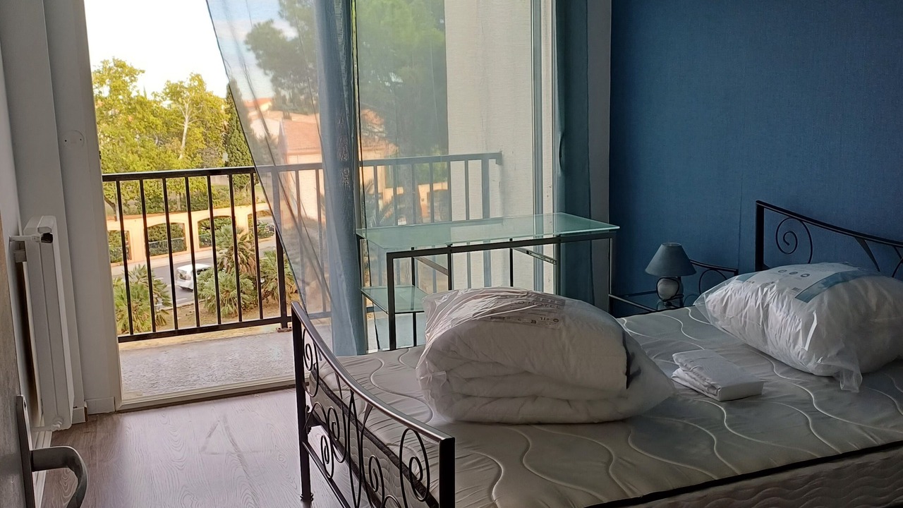 Photo of Others in Moulin a Vent