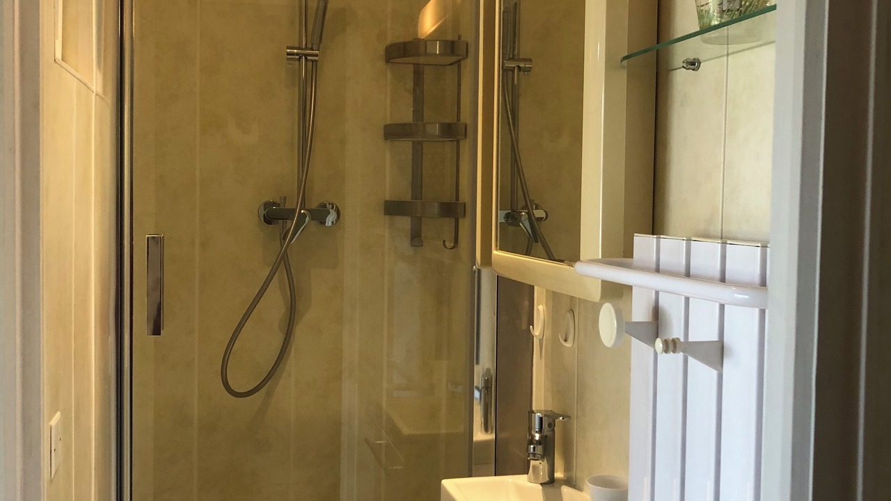 Photo of Bathroom in Etreville