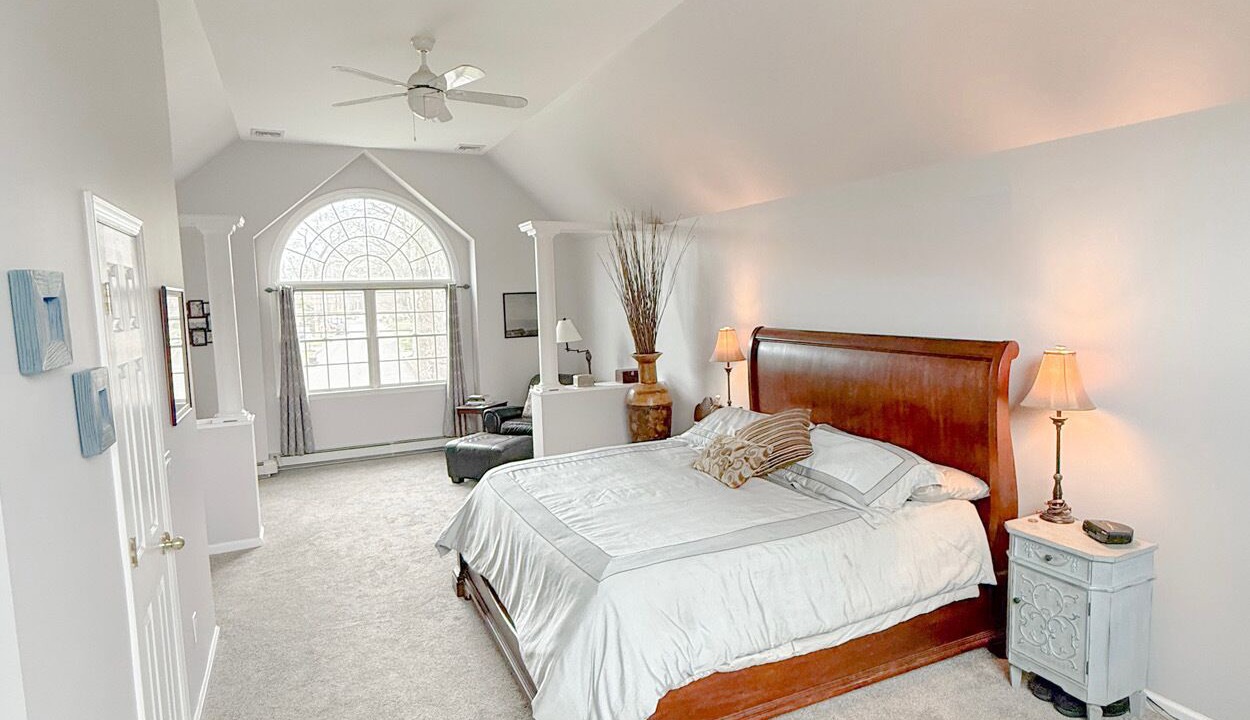 Photo of Bedroom in Lake Ronkonkoma