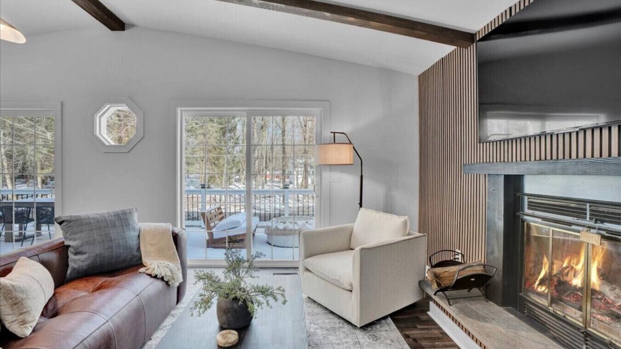Photo of Livingroom in Pocono Summit