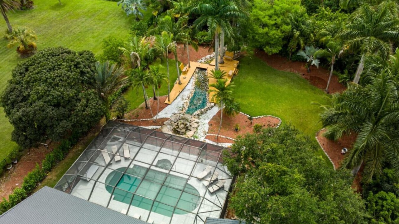 Photo of Outdoor in Plantation