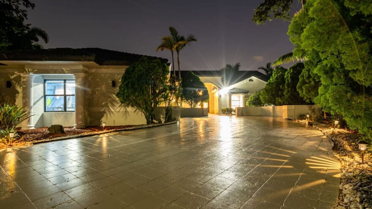 Photo of Outdoor in Plantation