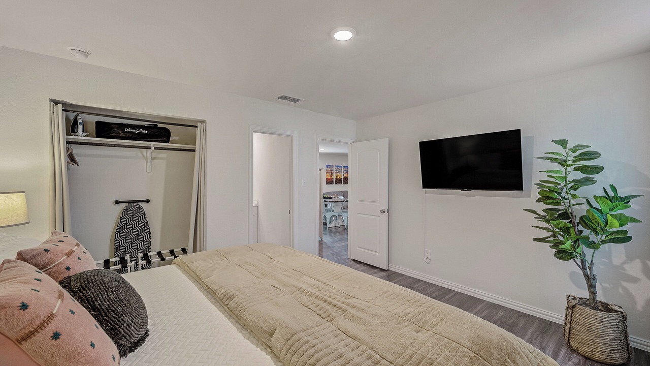 Photo of Bedroom in Bonham