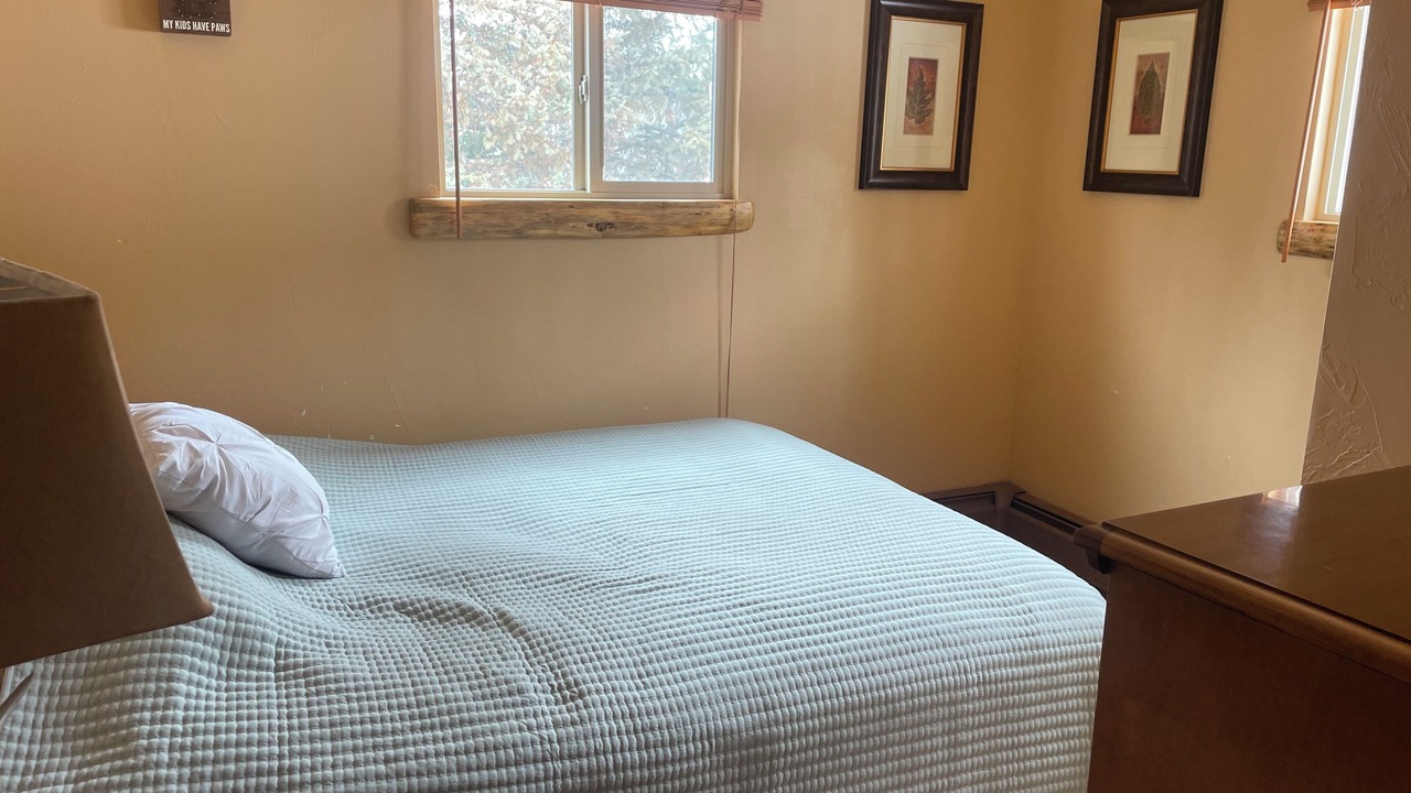 Photo of Bedroom in Grand Lake