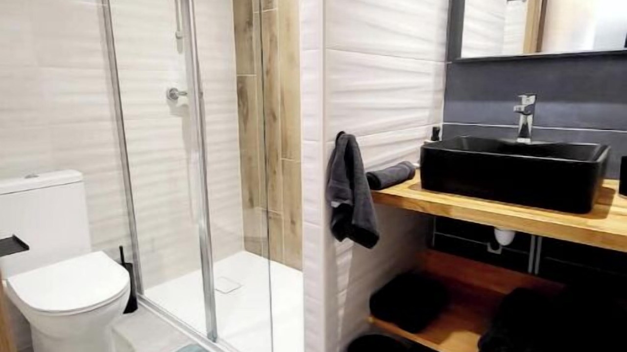 Photo of Bathroom in Saint-Leger-sous-Brienne