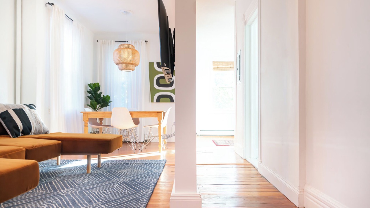 Photo of Livingroom in Newburgh