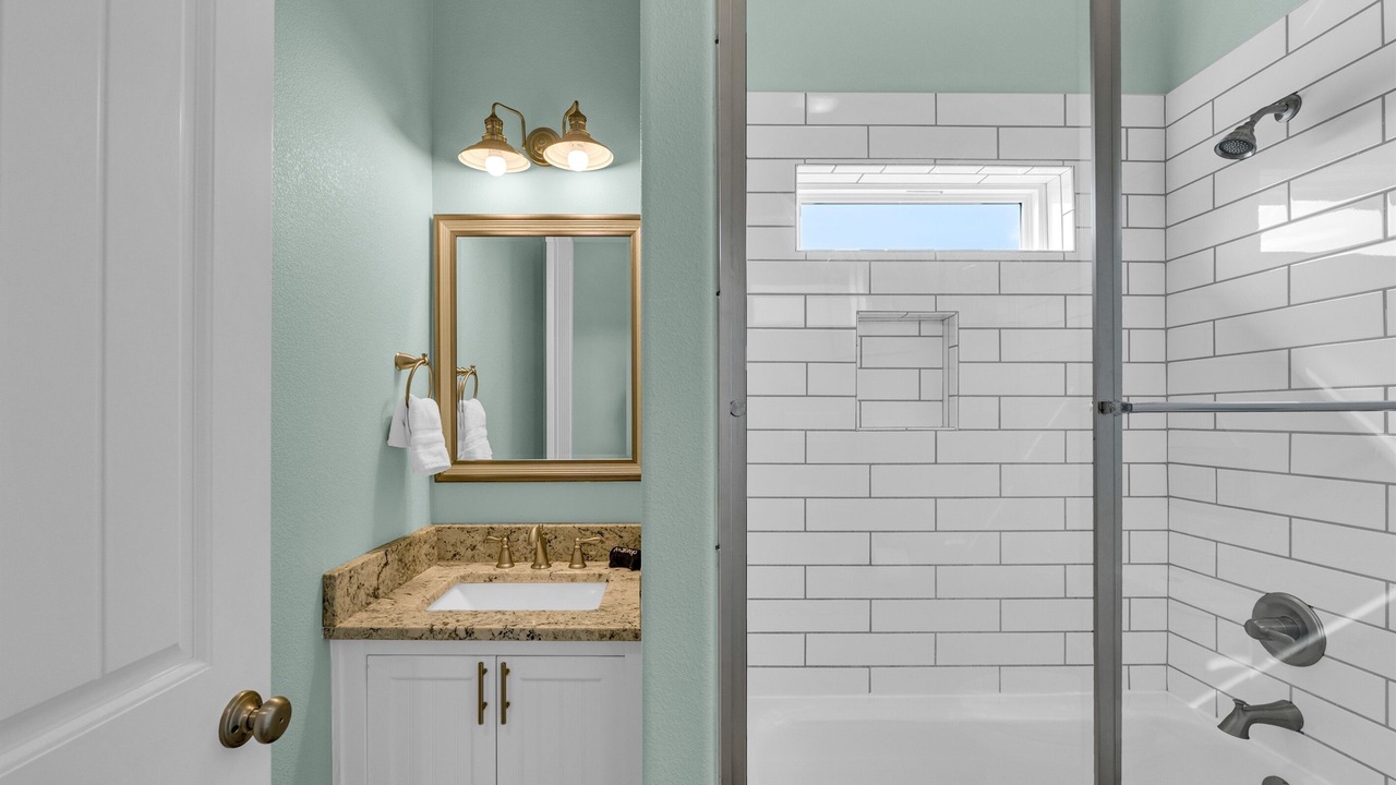 Photo of Bathroom in Port Bolivar
