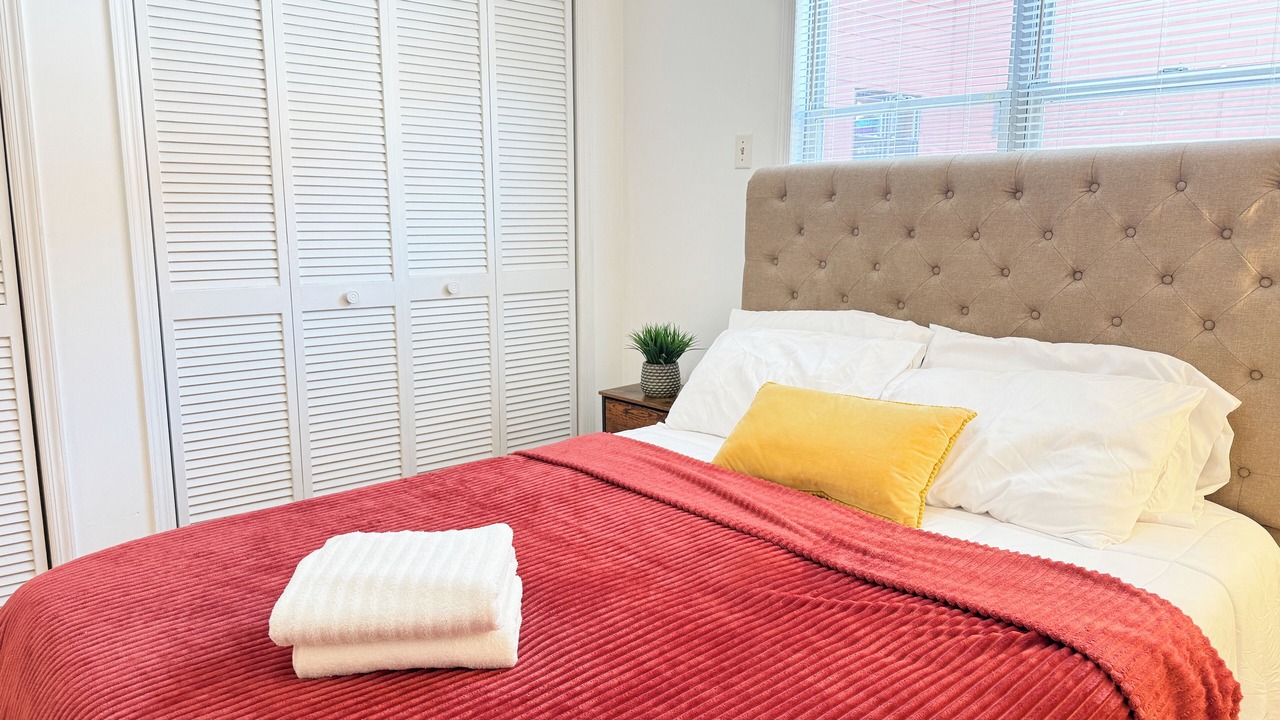 Photo of Bedroom in West New York