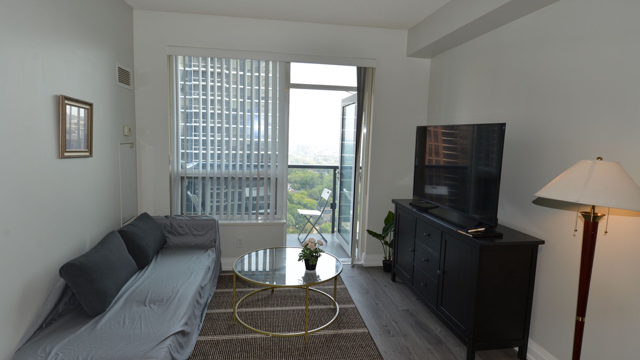 Photo of Livingroom in Willowdale