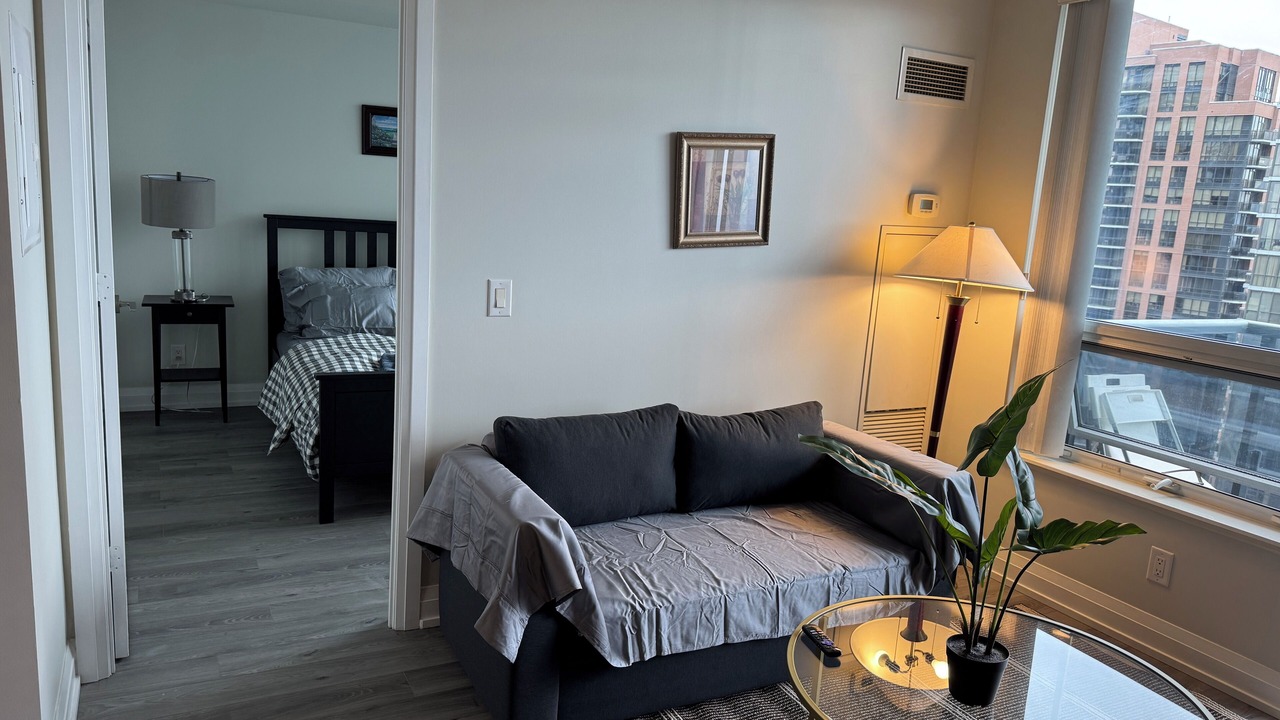 Photo of Livingroom in Willowdale