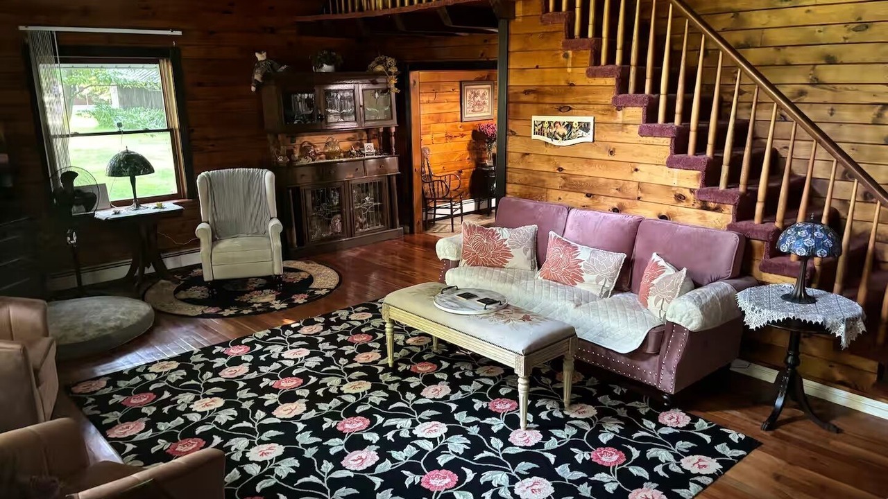 Photo of Livingroom in Barton