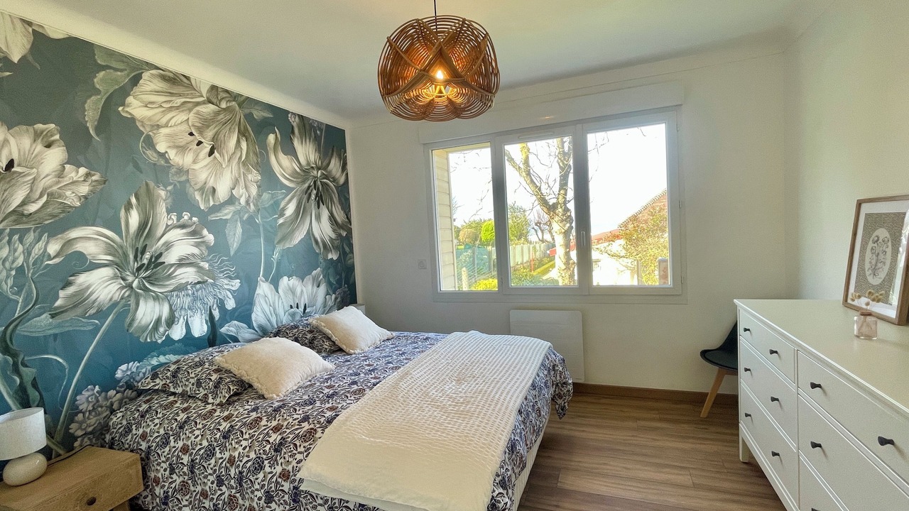 Photo of Bedroom in Vierville-sur-Mer