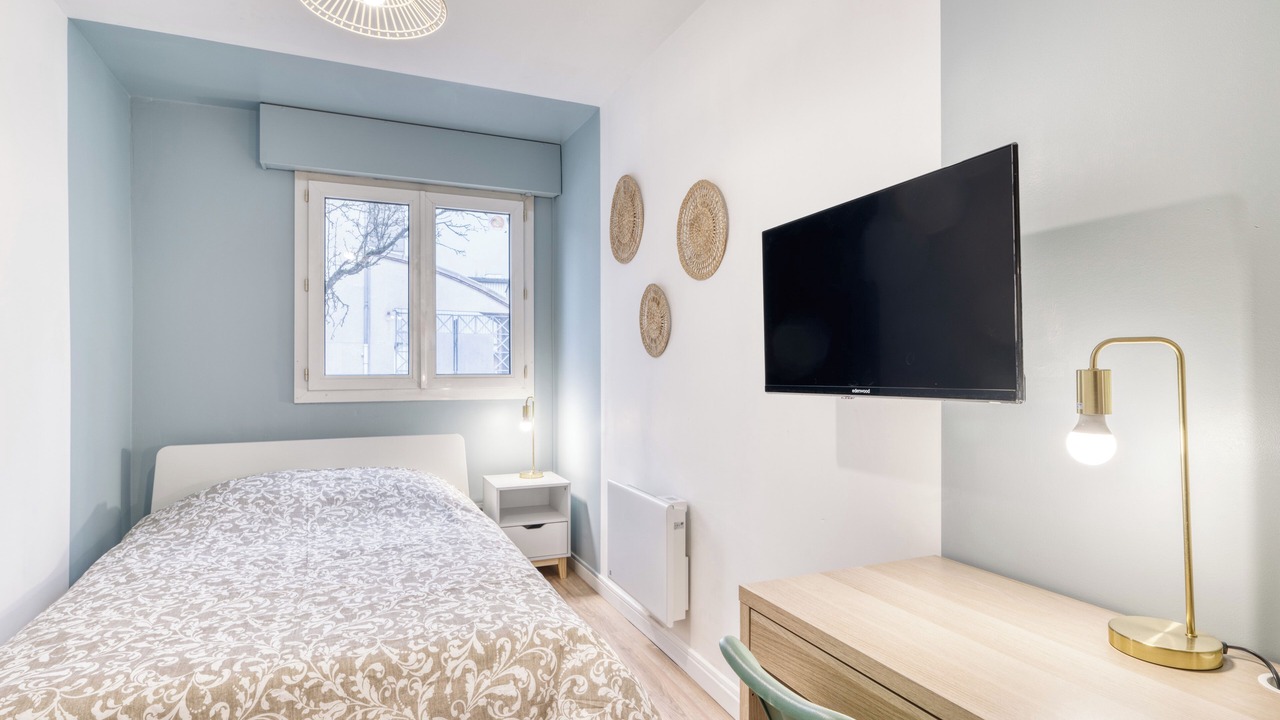 Photo of Bedroom in Centre Ville Rive Gauche