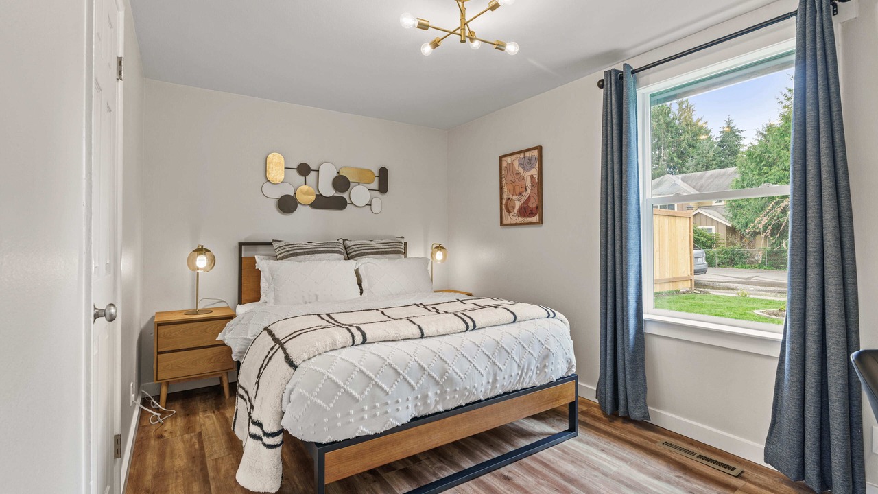Photo of Bedroom in Olympic Hills