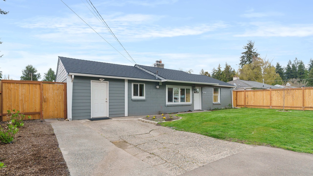 Photo of Outdoor in Olympic Hills