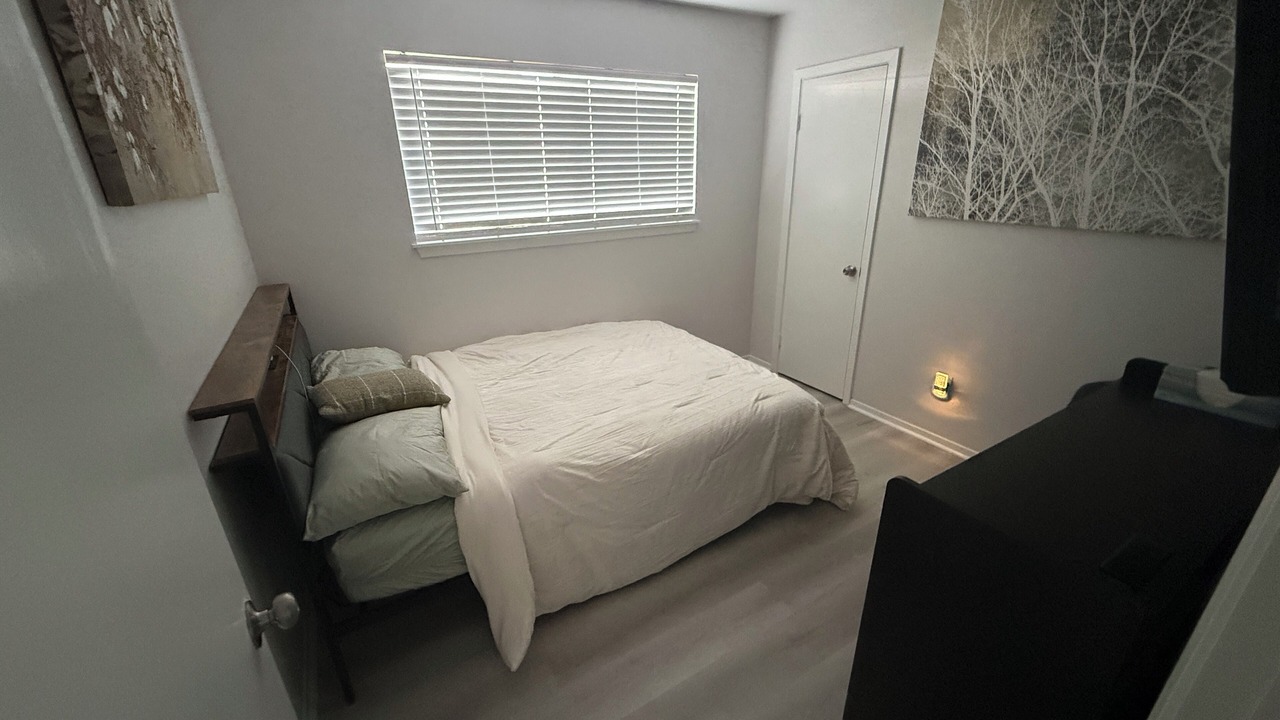 Photo of Bedroom in Woodlake - Briar Meadow