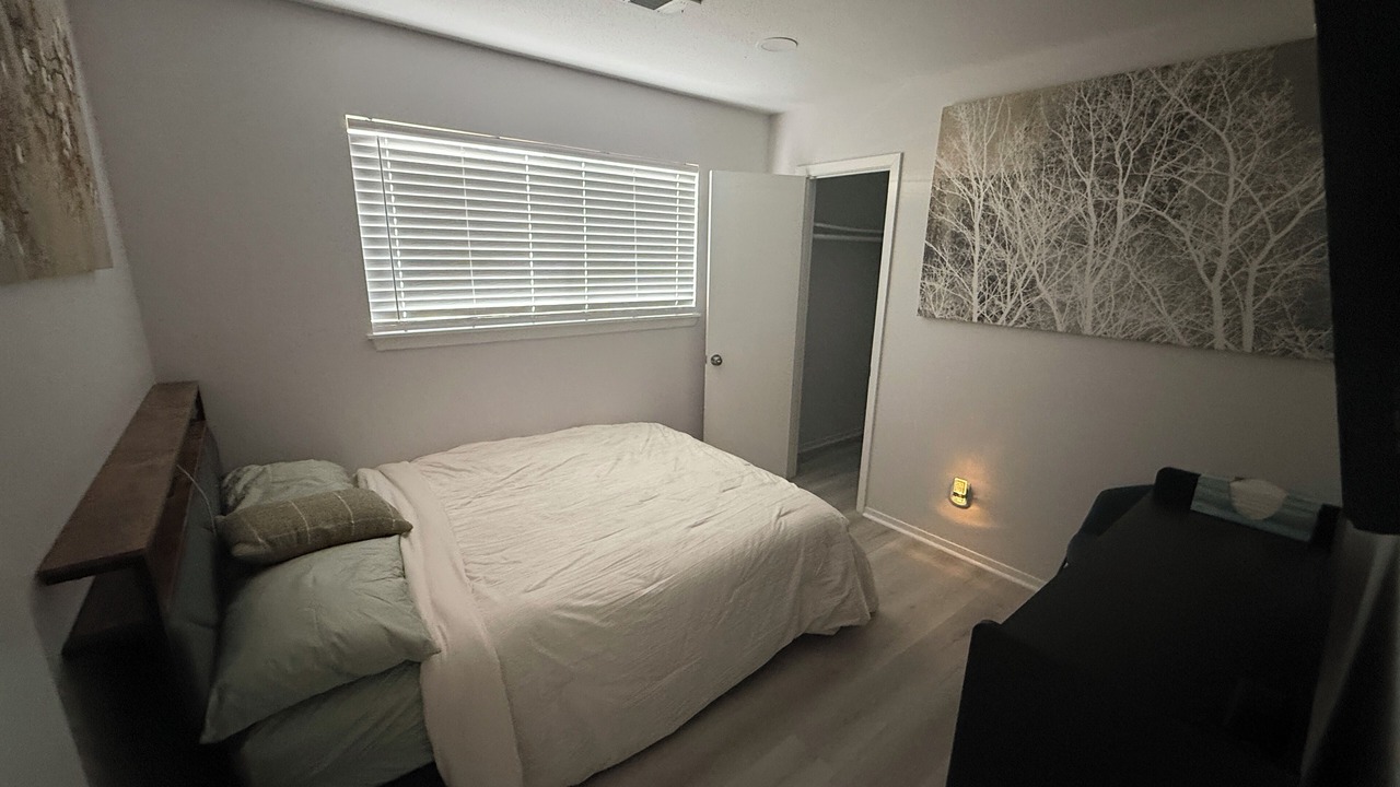 Photo of Bedroom in Woodlake - Briar Meadow