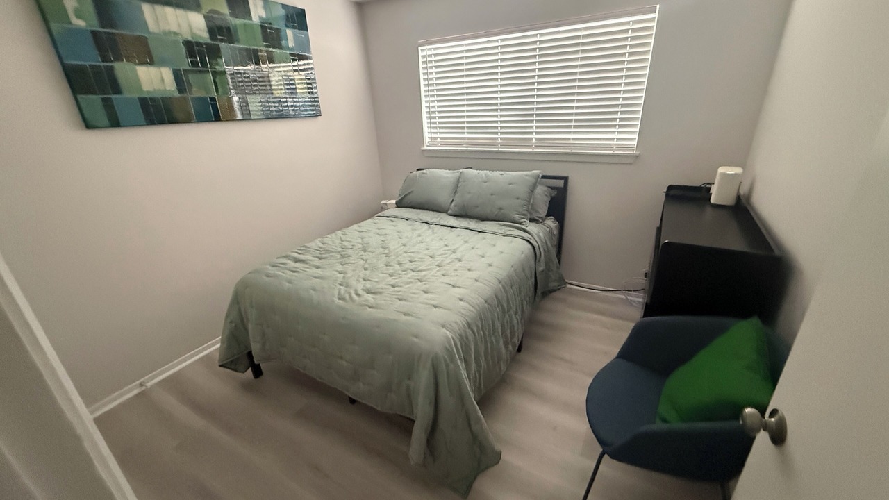 Photo of Bedroom in Woodlake - Briar Meadow