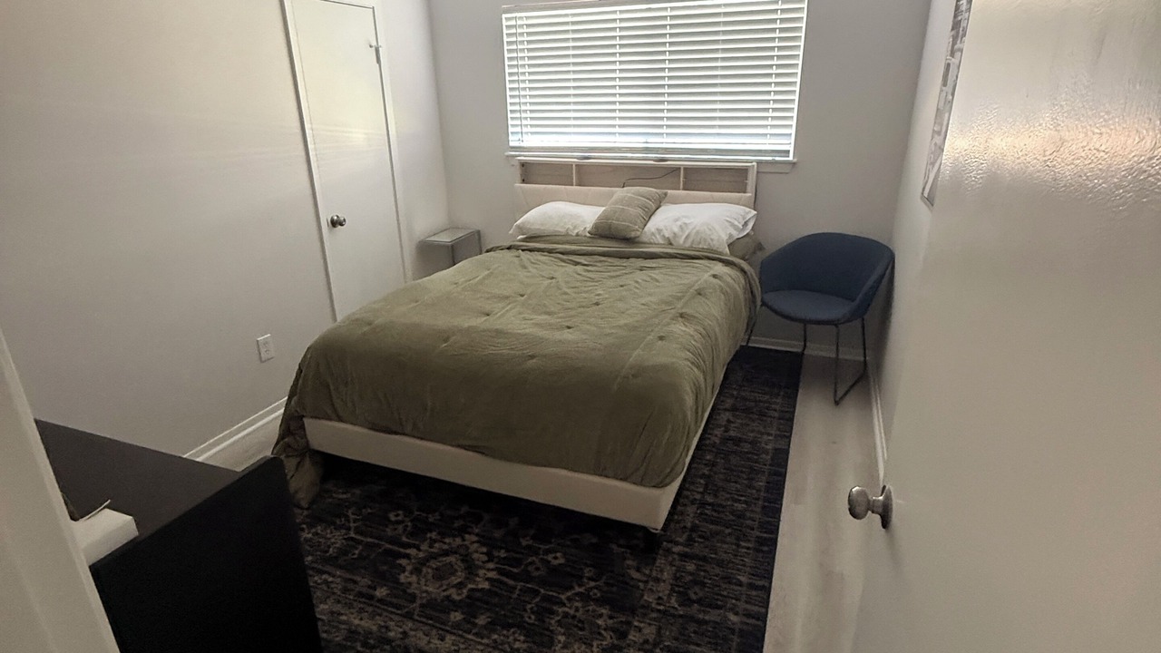 Photo of Bedroom in Woodlake - Briar Meadow