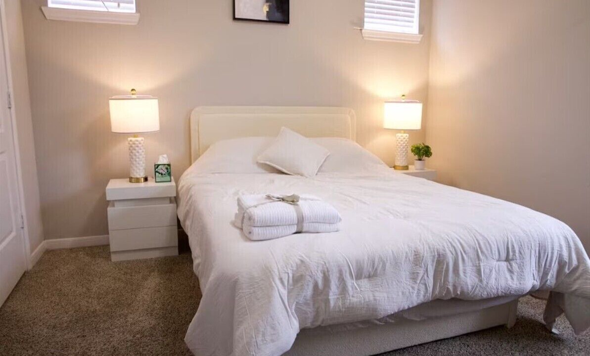 Photo of Bedroom in Alden Bridge