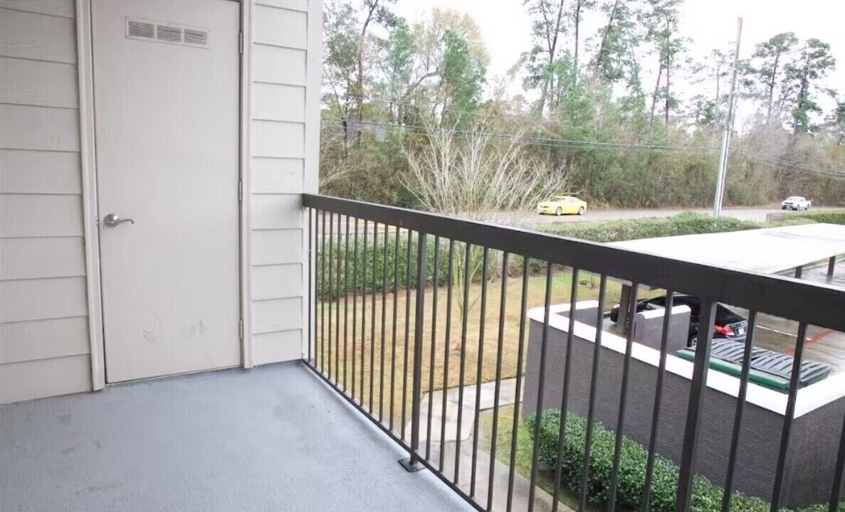 Photo of Outdoor in Alden Bridge