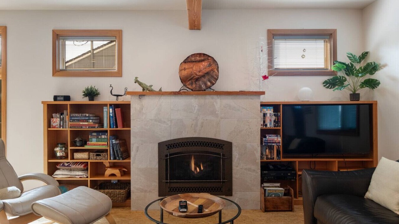 Photo of Livingroom in Genesee