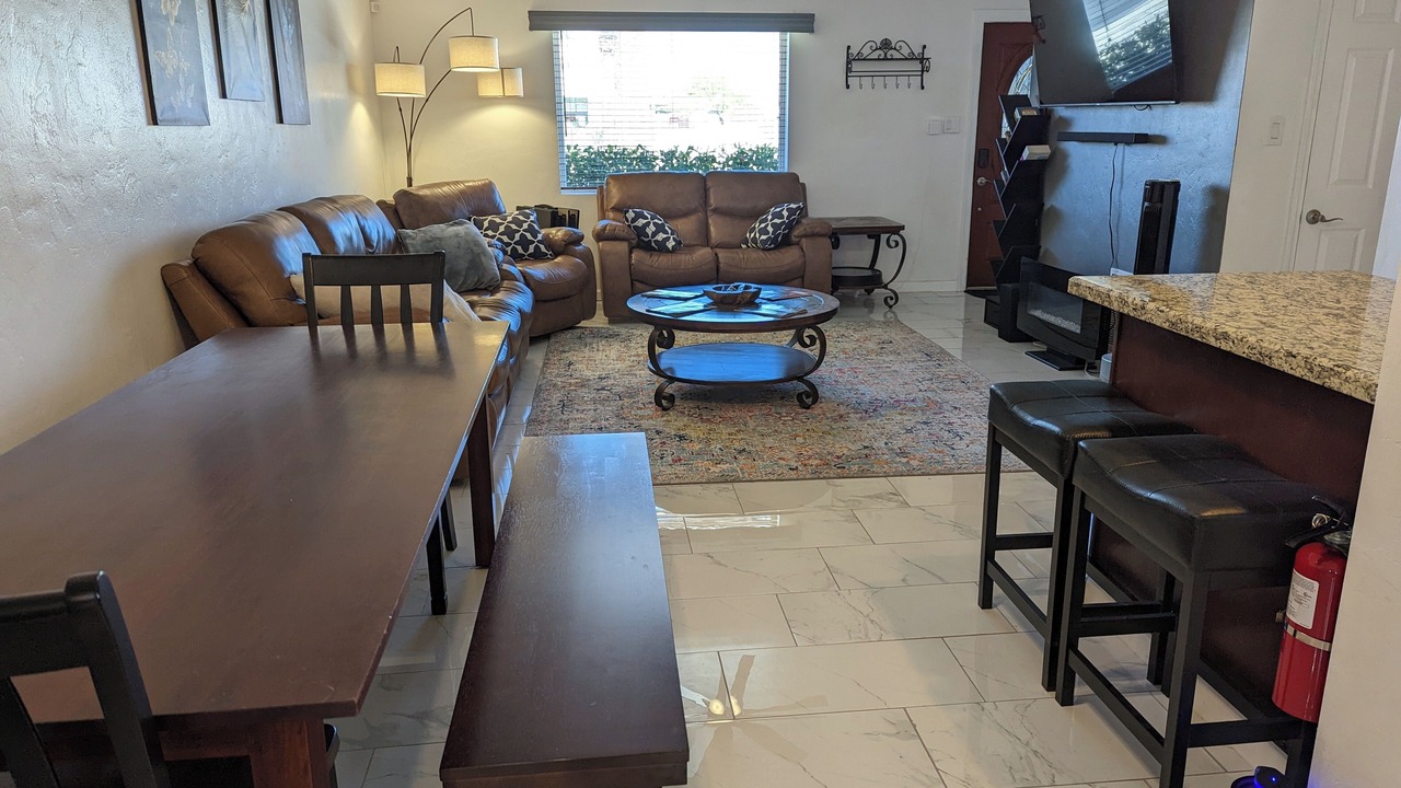 Photo of Livingroom in El G.H.E.K.O.
