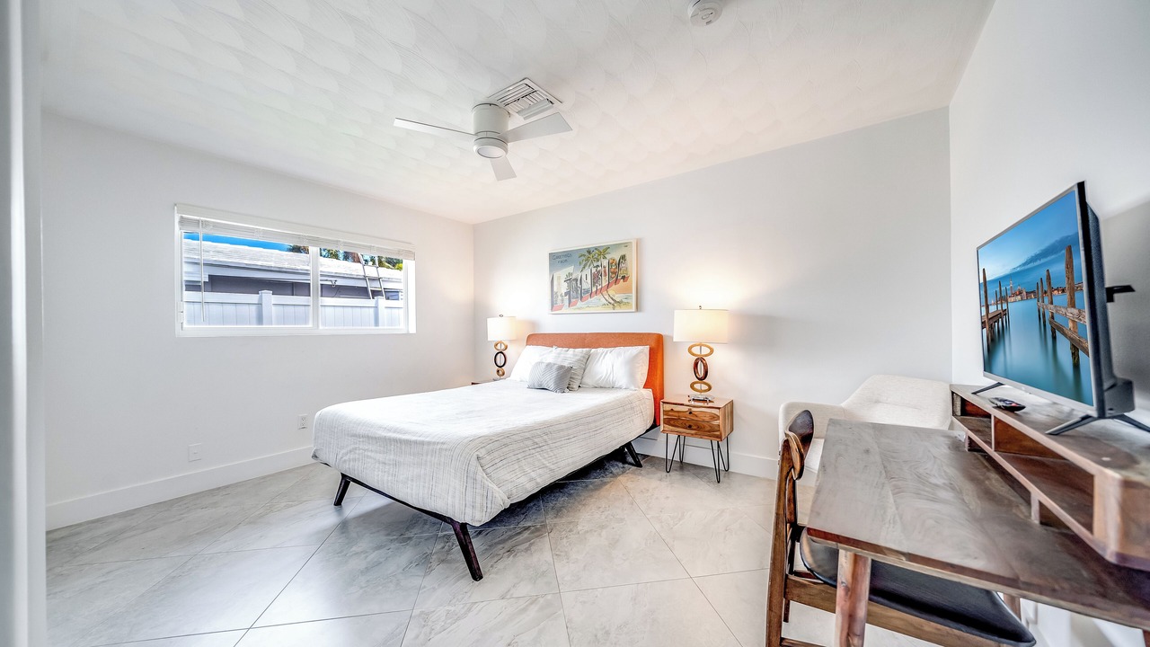 Photo of Bedroom in Garden Isles