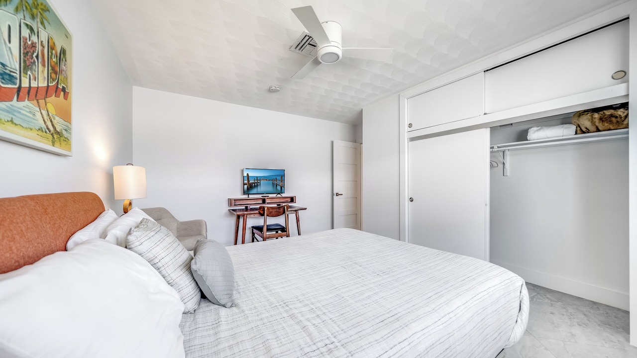 Photo of Bedroom in Garden Isles