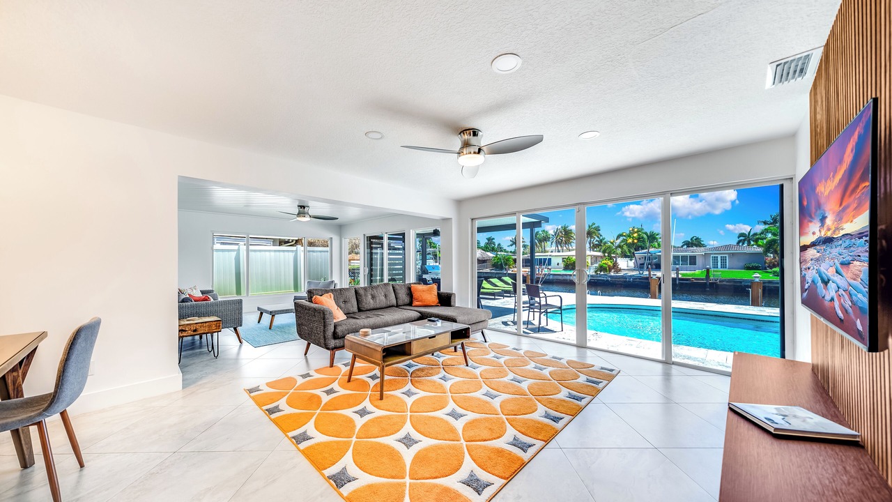 Photo of Livingroom in Garden Isles