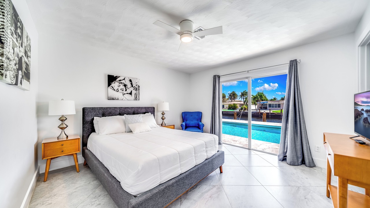 Photo of Bedroom in Garden Isles