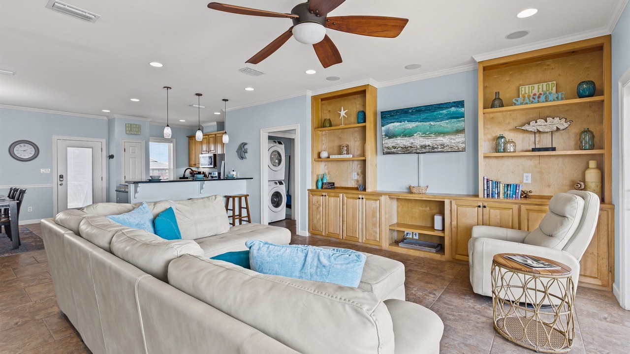 Photo of Livingroom in Dauphin Island